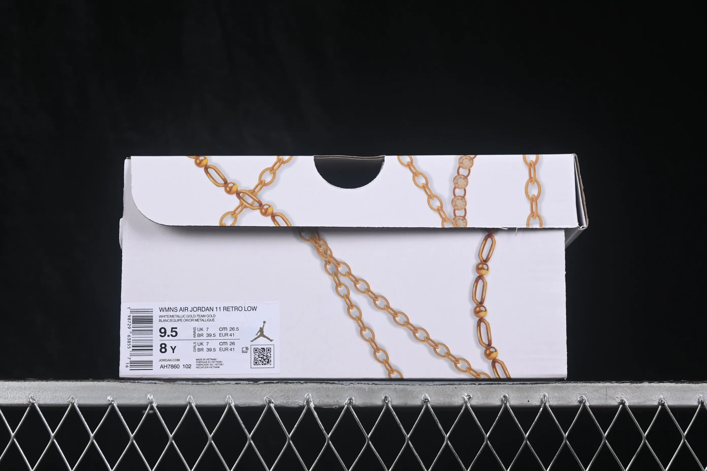 All categories Air Jordan Jordan series basketball shoes Air Jordan 11 F version Air Jordan 11 Low "Metallic Gold" AJ11 Joe 11 Platinum AH7860-102